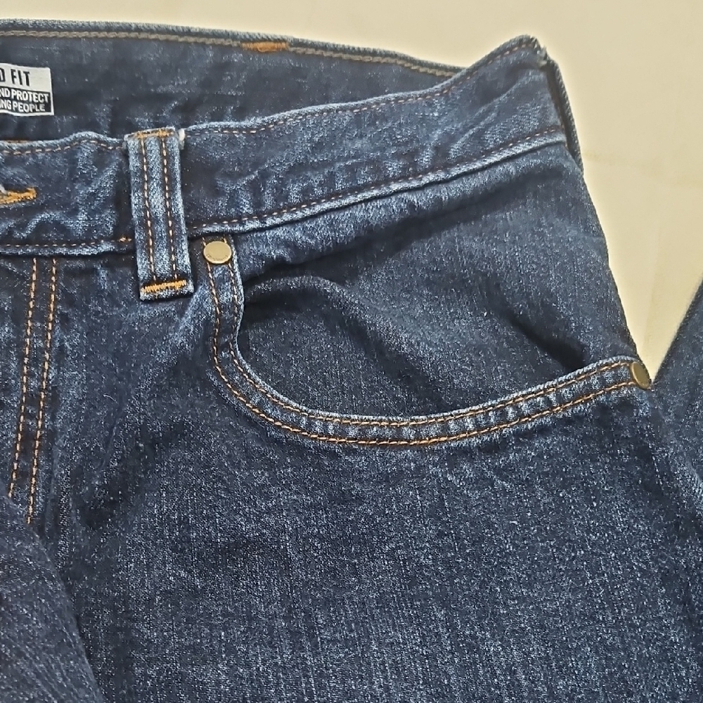 Carhartt Men's Deep Indigo Relaxed Jeans - Picture 4 of 6